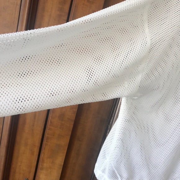 Darling White Cover Up with Hood🌸 - Picture 6 of 8